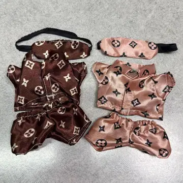 러브부 옷 갈아입기 의상