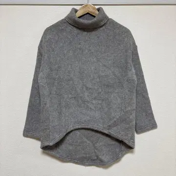 KBF 터틀넥 리브 절개 풀오버 KBF