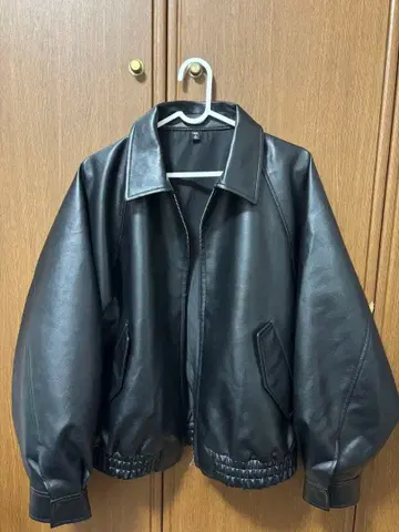 GU 인조 가죽 탄력 해링턴 자켓 black woman xl