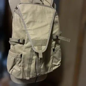 nonnative 베이지 백팩