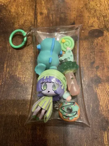 가챠 파우치 그린 계열 윌 스위츠 산리오