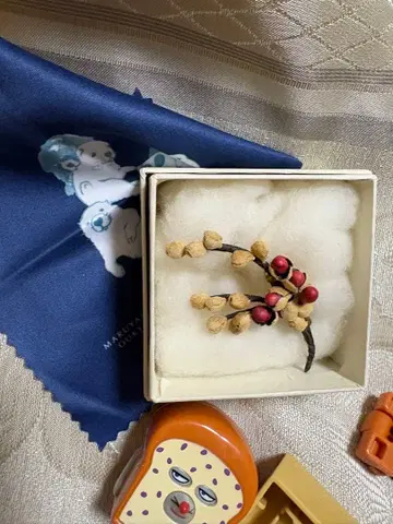 나카가와 마사시치 상점 빵 도둑 브로치