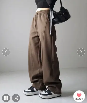 미사용 새상품 me+emselect 커브 인사이드 턱 와이드 스웨트 팬츠