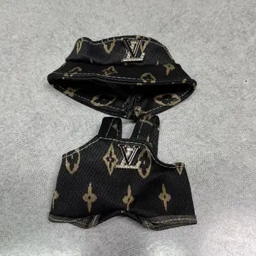 러브부 옷 갈아입기 의상