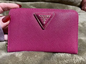 GUESS 지갑
