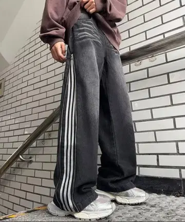 사이드 지퍼 트랙 데님 팬츠