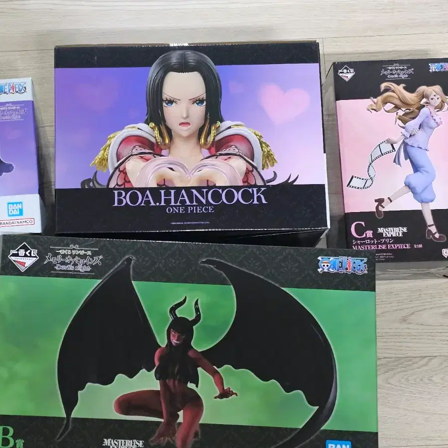 Onepiece Kuji Charlotte Pudding C Prize sealed 3 (including shipping)