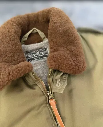 컨디션 최상 버즈릭슨 B-10 플라이트 자켓 플레인 38