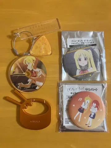 이지치 니지카 굿즈 4점 아크릴 참 카라비너 캔뱃지 봇치 더 록