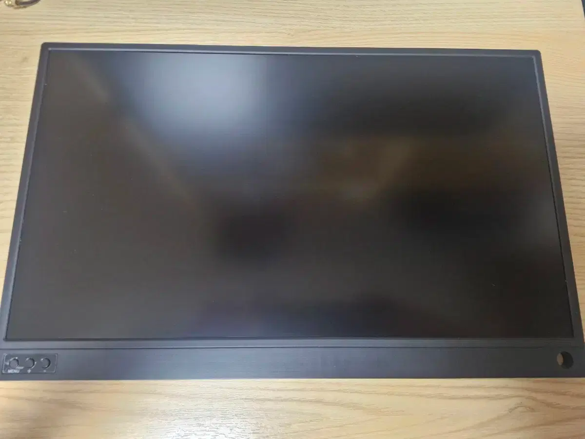 한성컴퓨터 27인치 커브드 모니터 울트론 2757c 144hz 팝니다 #한성컴퓨터,#배틀그라운드,#144hz,#27인치모니터,#2757c  on Bunjang Global Site.