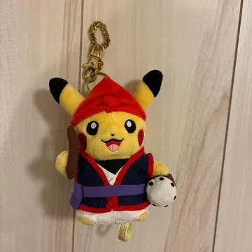 오키나와 한정판 피카츄 봉제 인형 키링