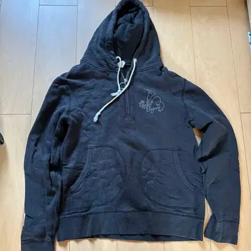 Healthknit 후드티