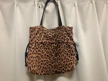 레오파드 무늬 토트백 헤이니 hyn 가을/겨울 숄더백