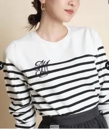 미카 씨 콜라보 저스길리티 자수 로고 긴팔 보더 니트 M