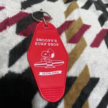 하레이와 한정판 스누피 서프샵 하와이 키링 레드