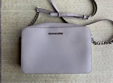 MICHAEL KORS 라이트 그레이 숄더백