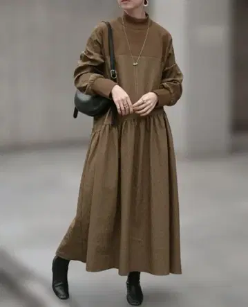 HUG.U (하그유) 하이넥 롱 원피스