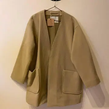 GOLD 베이지 코트 M 사이즈