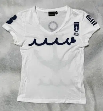 무타 마린 V넥 T셔츠