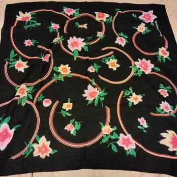 칸사이 야마모토 꽃무늬 스카프 블랙