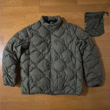 유니클로 울트라 다운 웨이브 퀼트 자켓 사이즈 XL 컬러 카키