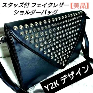 Y2K 스터드 인조 가죽 숄더백 블랙 A4 사이즈 가능
