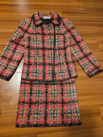 레오나르, 수입 빨간색 계열 체크 트위드 셋업