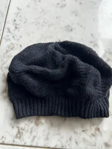인베르니 INVERNI 다크 그레이 니트 모자 비니 이탈리아제
