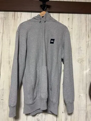 FTC 그레이 후드 부착 후드티