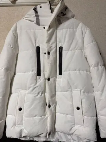 MICHEAL KORS 다운 자켓