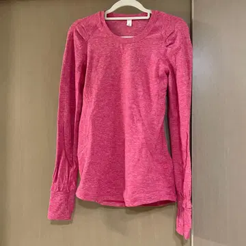 룰루레몬 핑크 긴팔T셔츠 사이즈 4