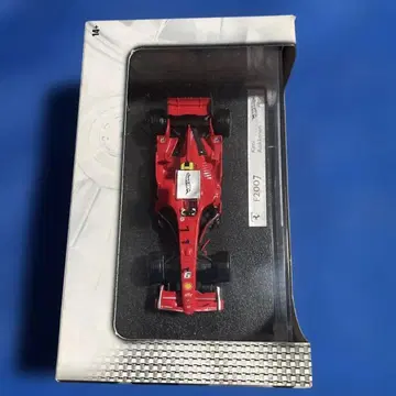 Hot Wheels F1 1/43 K. 라이코넨 페라리 F2007