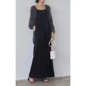 [택 포함 새상품] 에시카 ESICA 벨로아 올인원 팬츠 블랙 M