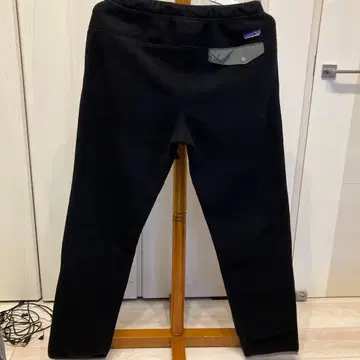 새상품급 파타고니아 신틸라 스냅T 팬츠 블랙 M