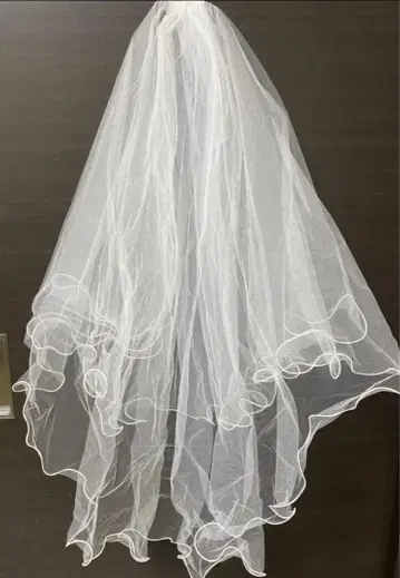 포시스앤컴퍼니 숏 기장 베일 화이트