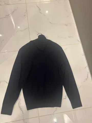 [새상품급] 유니클로 캐시미어 터틀 네이비 S