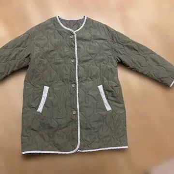 L 사이즈 올리브 그린 퀼팅 자켓