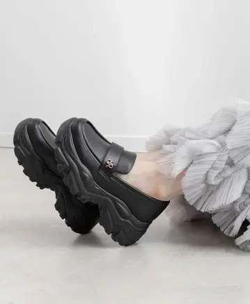 RANDA 볼륨 밑창 스니커즈 라이크 로퍼