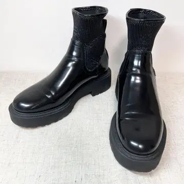 컨디션 최상 ZARA 사이드 고어 부츠 삭스 부츠 통굽 23.5cm