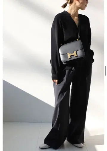 두지엠 클라세 턱 와이드 팬츠 블랙