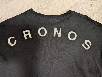 CRONOS 블랙 T셔츠 반팔