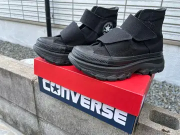 CONVERSE 블랙 통굽 스니커즈 벨크로
