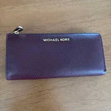 MICHAEL KORS 퍼플 장지갑