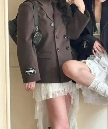 에피네 자켓 에피 브라운