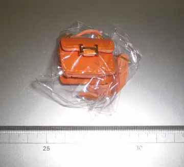 인형용 백 오렌지 컬러