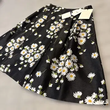 택 포함 새상품 엠즈 그레이시 38 마가렛 패턴 스커트