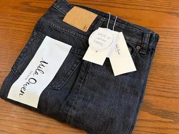 [택 포함 새상품] 미라 오웬 센터 컷 슬릿 스트레이트 데님 팬츠