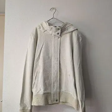 [프렌치 커넥션] 아우터 점퍼 블루종 후드 부착