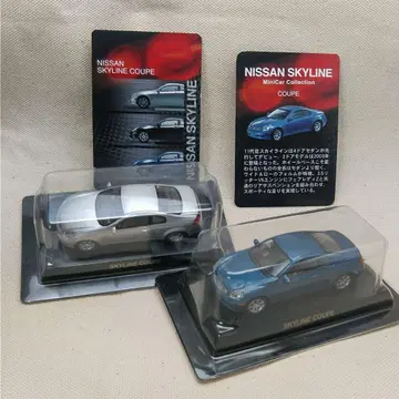 교쇼 스카이라인 쿠페 V35 미니카 2대
