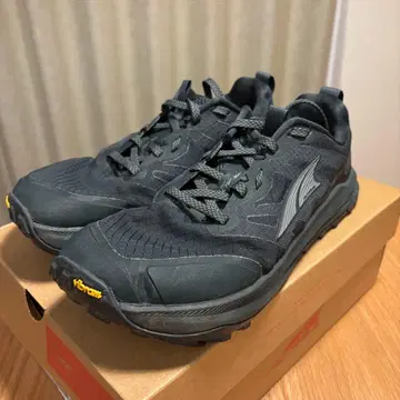 Altra lonepeak9+ US7 Mens